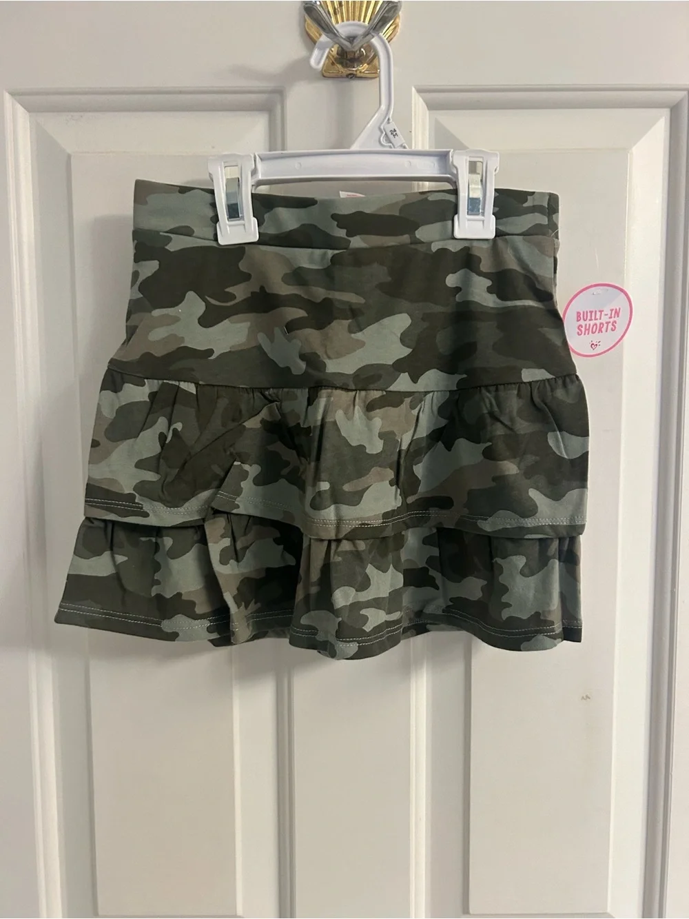 NWT-Girls Justice Girls Camo Tiered Skort in Green and Olive